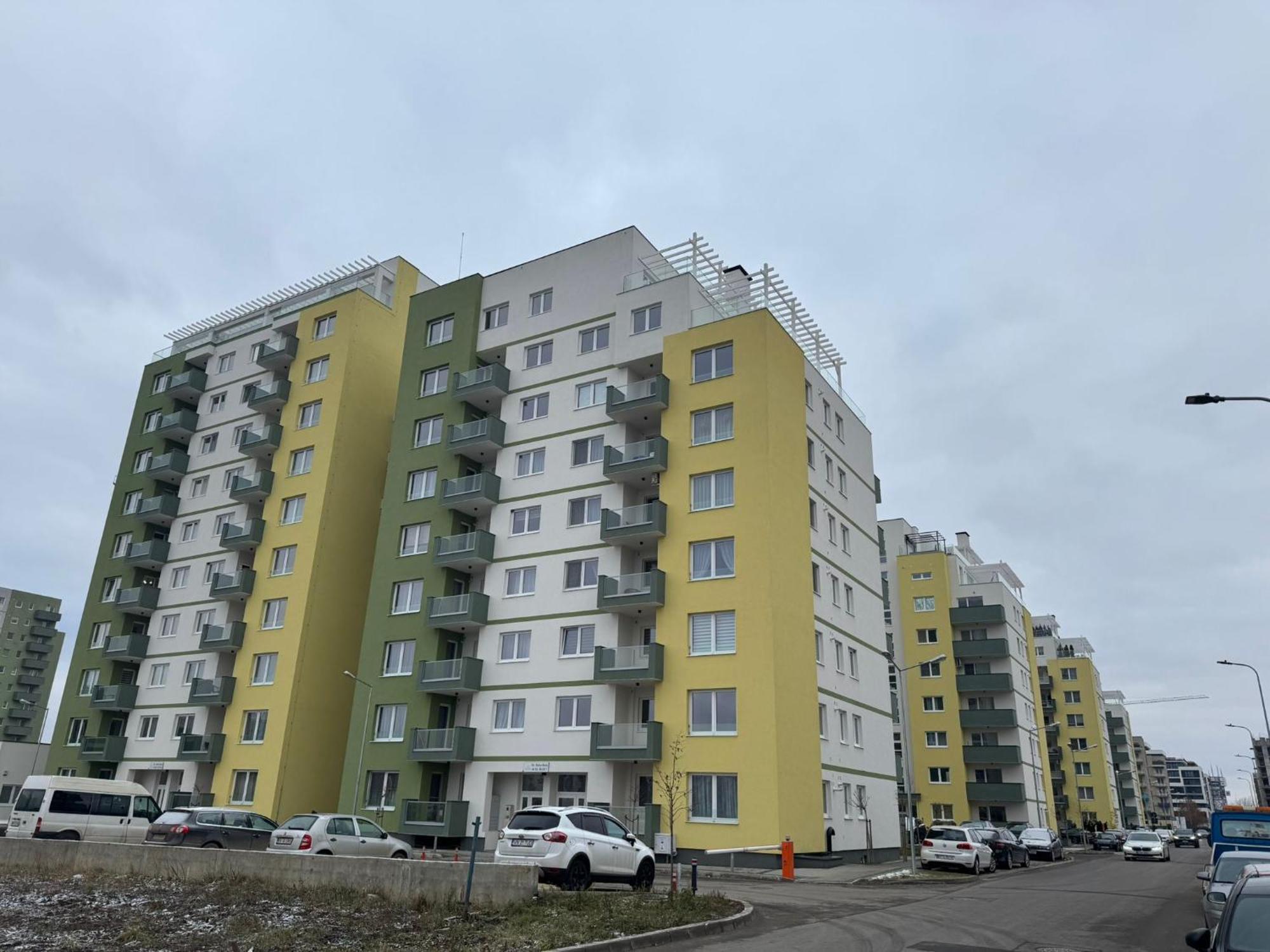 Coresi Mall Area Studios & Apartments By Glam Braşov Dış mekan fotoğraf